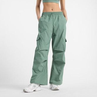 New Balance Womens Nylon Cargo Pant in Green Polywoven, size X-Small
