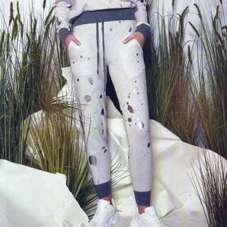 Brodie Splatter Foil Cashmere Jogger In Silver