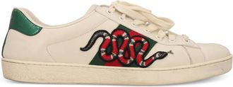 Gucci Sneakers met geborduurde slangen en Web-streep - Beige