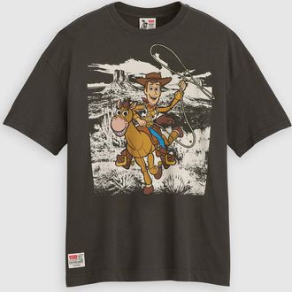 Levi's x Toy Story Boxy Tee - Mens - XS - Multi Colour / Woody Bullseye Rodeo Multi-color