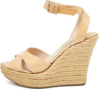 Jimmy Choo London Sandali in pelle verniciata con zeppa - Toni neutri