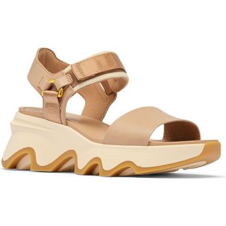 Sorel Kinetic Y-Strap Sandal in Honest Beige/Honey White at Nordstrom, Size 9.5