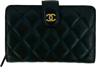 Chanel Black Leather Wallet (Bi-Fold) (Pre-Owned)