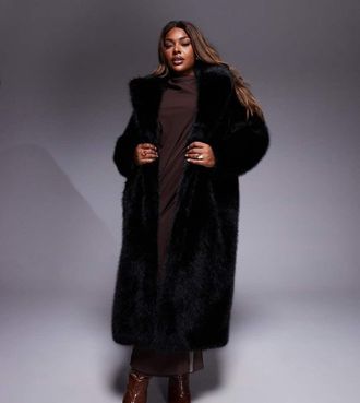 Forever New Cappotto nero in pelliccia sintetica