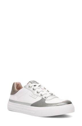 Taos Pop Soul Sneaker in White Metallic Multi at Nordstrom, Size 9.5