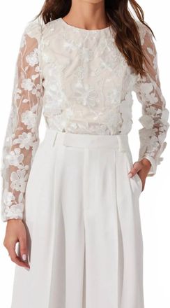 Astr Bryne Floral Appliqu&eacute; Top In White