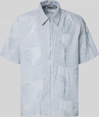 Drykorn Drykorn Regular Fit Freizeithemd mit Rei&szlig;verschluss und Kentkragen in Hellblau, Gr&ouml;&szlig;e XXL