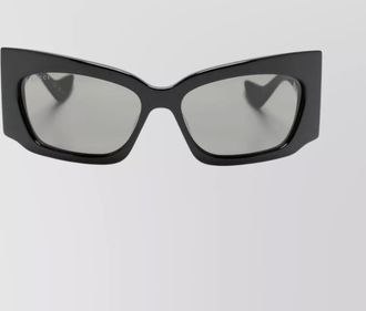 Gucci curved rectangular sunglasses with dark tinted lenses