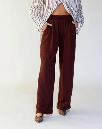 Mimosa Laid-Back Luxe Sweatpants In Maroon