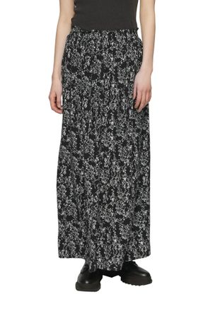 QS by s.Oliver Maxirock QS, Damen, Gr. 34, schwarz (schwarz aop), Obermaterial: 100% Viskose, bedruckt, regular fit lang, R&ouml;cke Maxirock, mit All-Over Print