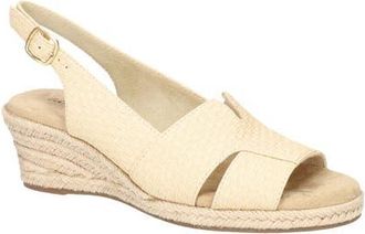 Easy Street Resort Slingback Wedge Sandal in Natural Woven Basket at Nordstrom, Size 5.5