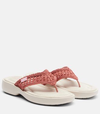 Chlo&eacute; Chlo&eacute; La Poolette crochet thong sandals