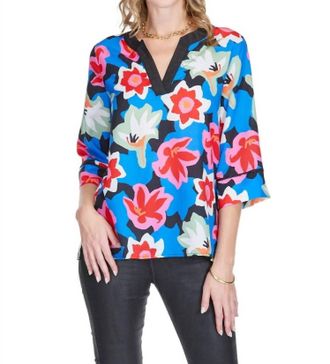 Jade Yoga Trimmed Tunic In Dynamic Blossoms