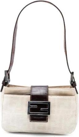 Fendi Pre-owned Shoulder Bags, female, Beige, Size: ONE SIZE Pre-owned Leather Shoulder Bag