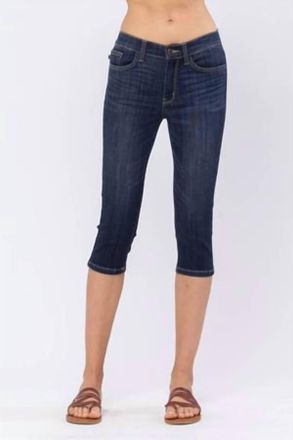 Judy Blue Womens Non-Distressed Skinny Denim Capri In Blue