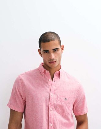 GANT Camicia in cotone e lino rosa a maniche corte con logo a scudo
