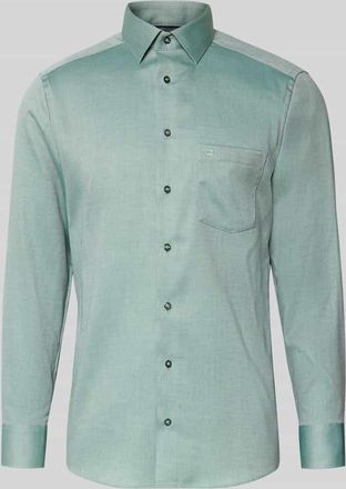 Olymp Regular Fit Business-Hemd aus Baumwolle mit Kentkragen in Gruen, Gr&ouml;&szlig;e 40