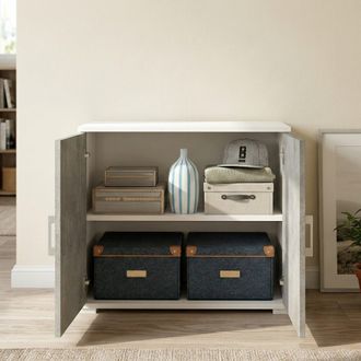 Dmora Armario Multiusos Bucaneve, Mueble Lineal De 2 Puertas Batientes Con Balda, Muebles De Entrada, Zapatero Moderno, 100% Made In Italy, Cm 90x45h66, Cem