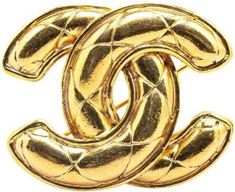 Chanel Spilla CC placcata oro con design trapuntato 1950-1970