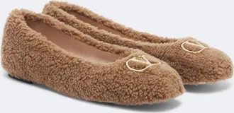 Valentino Garavani VLogo teddy ballet flats