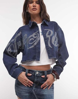 True Religion camicia di jeans corta con logo script in cristalli lavaggio scuro blu