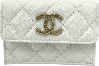Chanel White Grained Calfskin Wallet (Tri-Fold) (Pre-Owned)