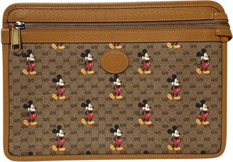 Gucci Brown Gg Supreme Leather Clutch Bag (Pre-Owned)