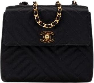 Chanel Pre-owned Vintage Quilted Satin Crossbody Bag - Dames - Vintage Handtas - Zwart - ONE Size - Satijn - Vintage