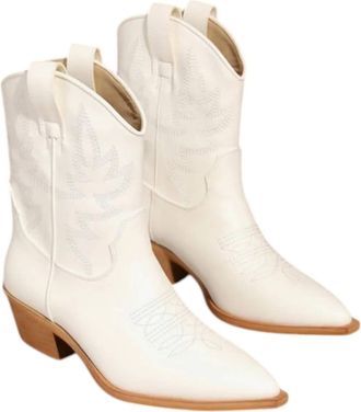 Mi.iM Womens Claire Boots In White