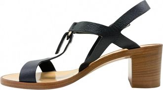 Ferragamo Womens Peria Leather T Strap Sandal In Nero
