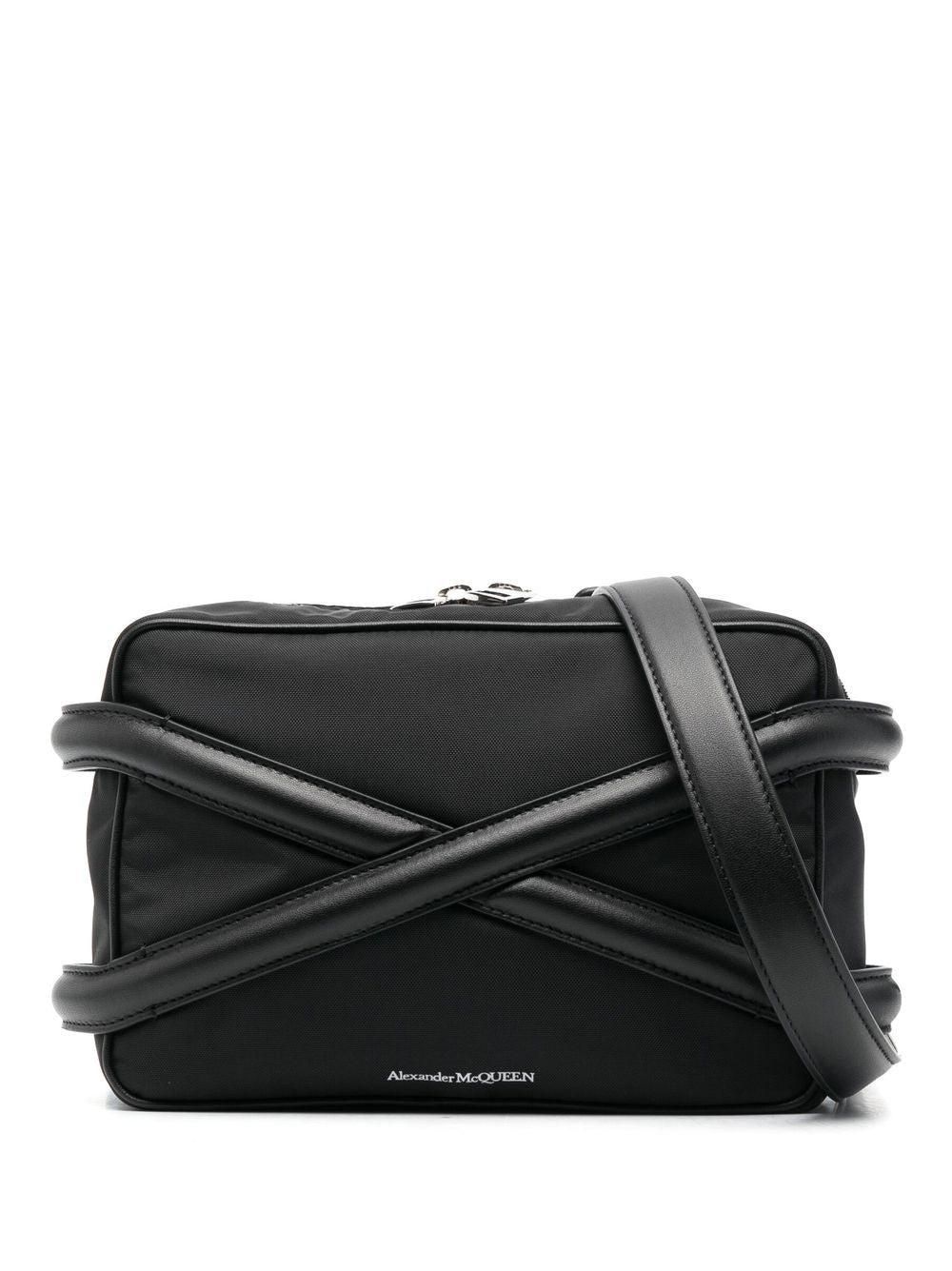 ショルダーバッグ ALEXANDER MCQUEEN Men Shoulder bag Black 7478331AAN5 1000 Men's Designer Bags | Messenger & Belt Bags | Alexander