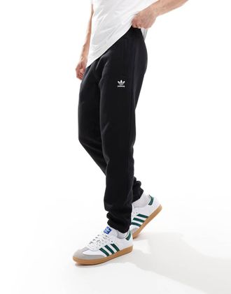 adidas Originals Essentials - Joggers neri con logo a trifoglio-Nero