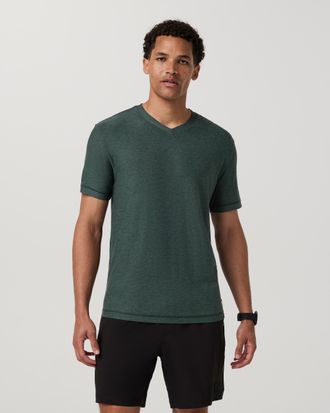 Vuori Clothing Strato Tech V-Neck | Hemlock Heather | Medium
