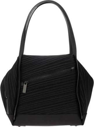 Issey Miyake Schoudertas met schuine plooien - Dames - Schoudertassen - Zwart - ONE Size - Polyester - Tassen