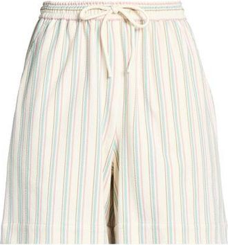 Circolo 1901 BOTTOMWEAR - Shorts & Bermuda Shorts sur YOOX.COM