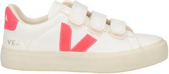 Veja FOOTWEAR - Trainers sur YOOX.COM