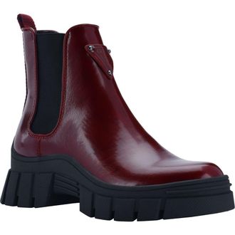 Guess Hestia Chelsea Boot in Cherry Faux Leather at Nordstrom Rack, Size 6.5