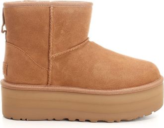 UGG classic Mini Boot