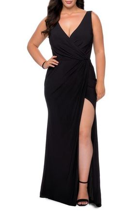 La Femme Jersey Plus Size Dress with V-Neckline and Slit in Black at Nordstrom, Size 20W