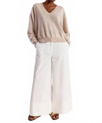 Brodie Hailey V Neck Top In Wheat