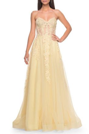 La Femme Sweetheart Strapless Gown with Beautiful Lace Applique in Pale Yellow at Nordstrom, Size 0