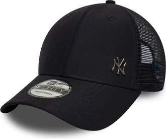 New Era 9Forty Trucker Cap - Flawless New York Yankees Navy