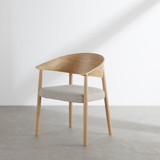Maisons du monde Sill&oacute;n de comedor de tejido de poli&eacute;ster beige con patas de madera de haya maciza
