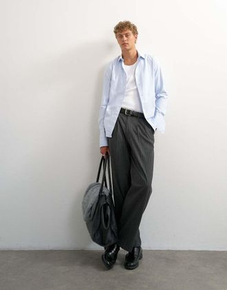 Topman pantaloni a gamba larga gessati con pieghe in antracite-Grigio