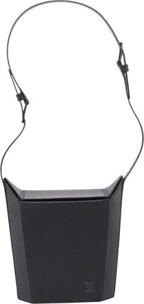Louis Vuitton Sac Seau Epi Leather Black Leather Handbag (Pre-Owned)