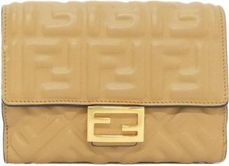 Fendi Beige Leather Wallet (Bi-Fold) (Pre-Owned)