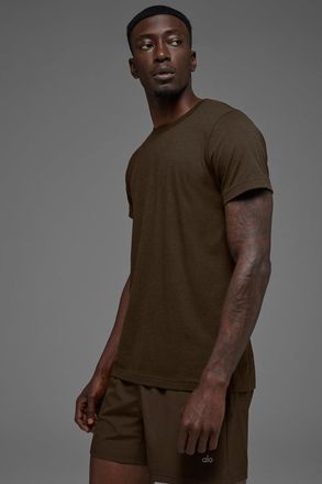 Alo | Triumph T-Shirt in Espresso Brown, Size: Medium