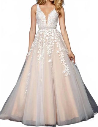 Sherri Hill Sleeveless Laceball Gown In Ivory Nude