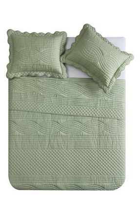 VCNY Home Scallop Microfiber Quilt Set in Green at Nordstrom Rack, Size Full/queen