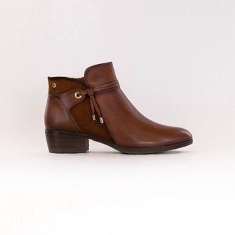 Pikolinos WomenS Ankle Boots In Cuero